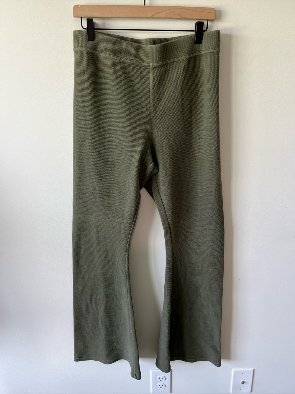 Aerie Offline Olive Green Lounge Pants - Flared Joggers Pull On Wide Leg